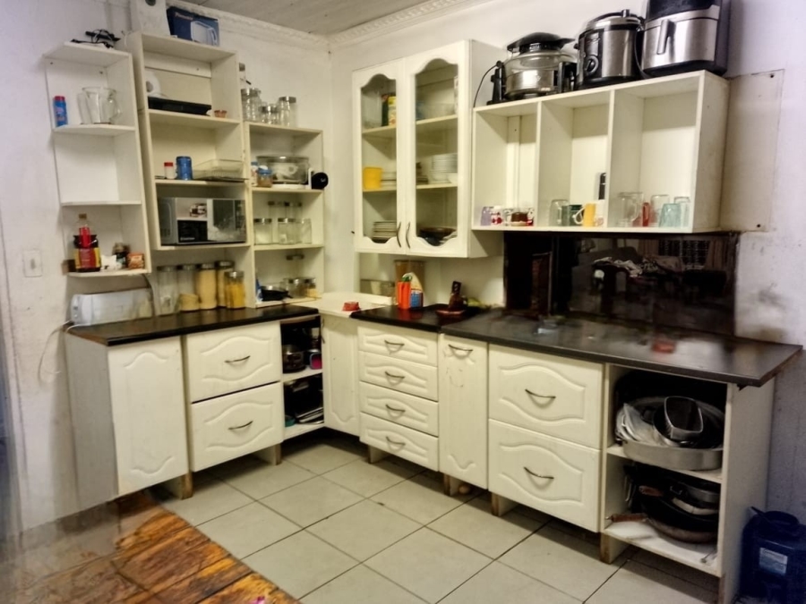 5 Bedroom Property for Sale in Oos Einde North West